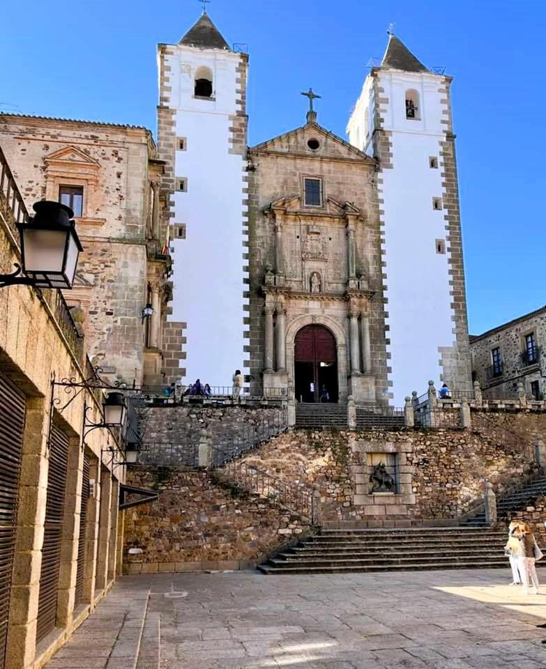 Las Cuatro Esquinas De Caceres Cáceres Exterior foto